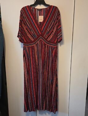 BloomChic Multicolor Striped V-Neck Maxi Dress